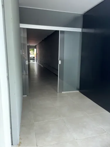 Aluga-se Sala Comercial