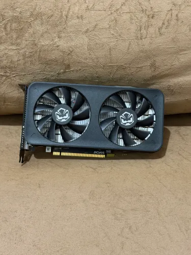 Placa de video Rx 570 8gb pcyes