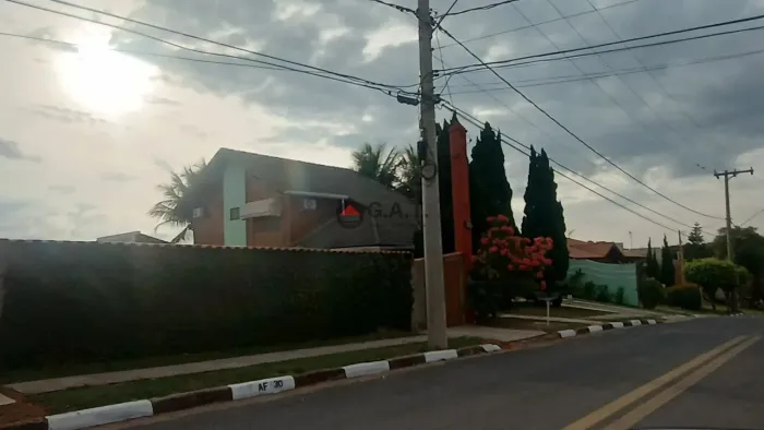 CASA EM CONDOMÍNIO À VENDA NO IBITI DO PAÇO - SOROCABA/SP