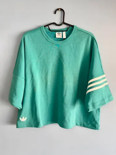 Camiseta cropped Adidas Neuclassic Tee TAM G