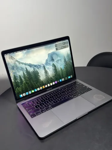Macbook Pro 2018 - I5 - 8gb/256gb