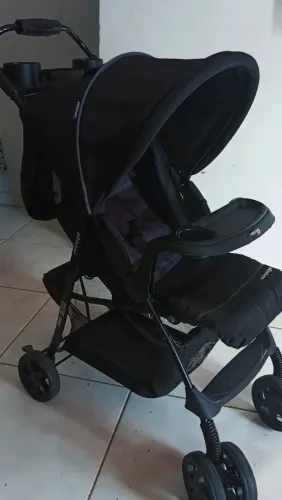Carrinho de bebê