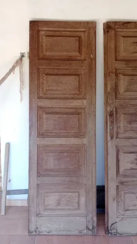 Porta dupla madeira maciça