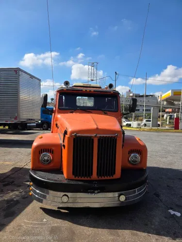 Scania Jacare 111S Lança