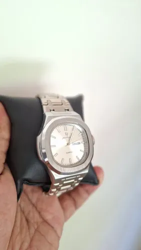 Relógio masculino poedagar Day date novo