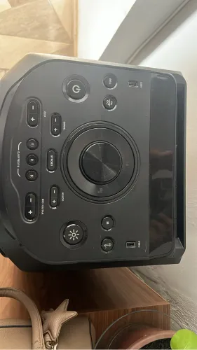 ? OPORTUNIDADE! CAIXA DE SOM AIWA ?