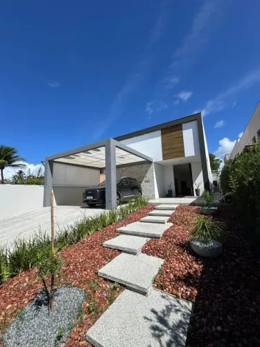 CASA RESIDENCIAL em LAURO DE FREITAS - BA, JARDIM DO JOCKEY