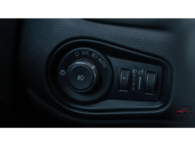 Jeep Renegade Trailhawk T270 1.3 TB Flex Aut. 2024