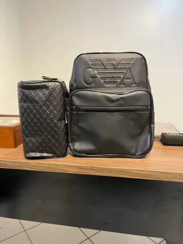 Kit mochila e necessaire 