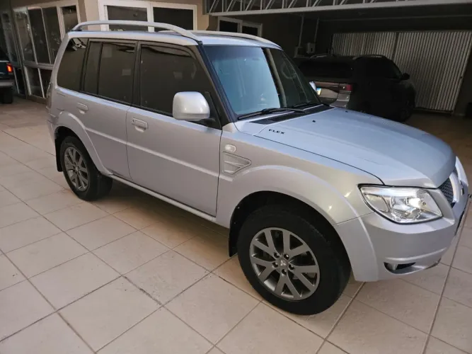 Mitsubishi Pajero TR4 2.0/ 2.0 Flex 16V 4X4 Aut. 2011