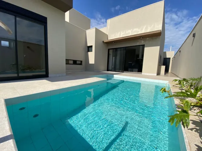 Condomínio Cyrela Estoril - Casa nova - 250m2 - 3 suítes