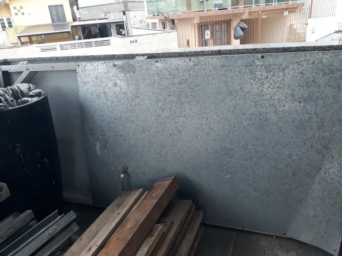 Vendo estrutura de trailer desmontada, casinha, Deposito, Foodktruck, Quiosque