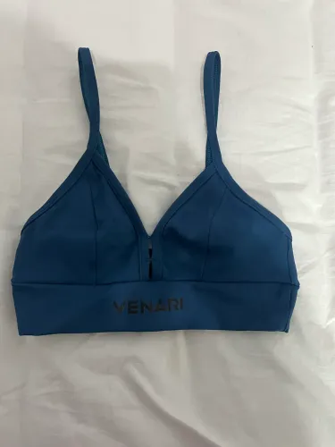 Top Decotado Azul Profundo Venari