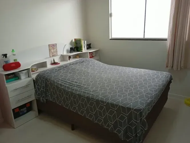 Cama box casal+cabeceira usadas 