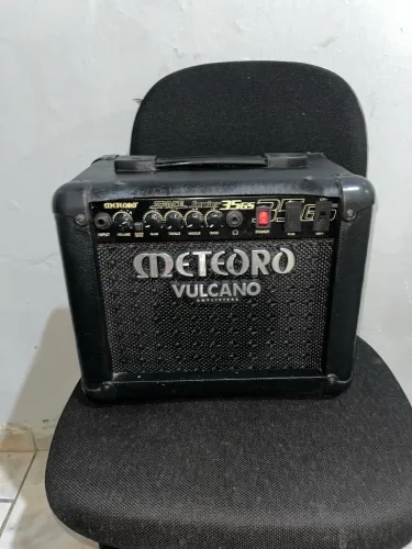 Vende-se Amplificador guitarra Meteoro 35gs 35W