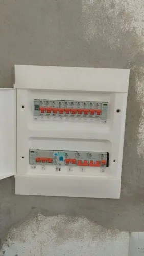 Eletricista com CREA em sao gonçalo e instalação de ar split .