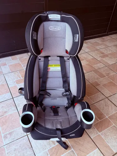 Cadeirinha de carro Gracco 4ever com Isofix