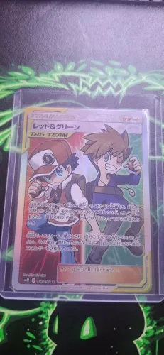 Carta Pokémon Red e Blue GX japonês