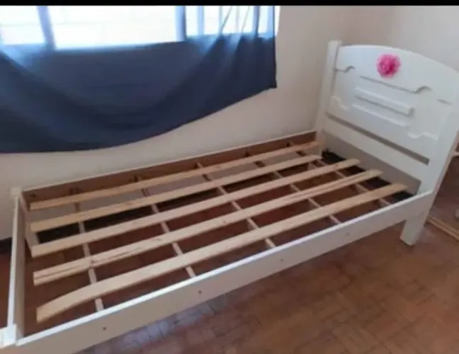 Cama solteiro 
