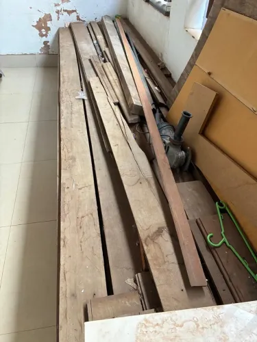 Tábua Corrida Ipê Champanhe