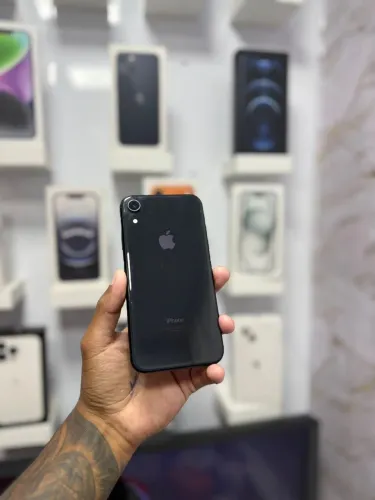 IPHONE XR 64 GIGAS 