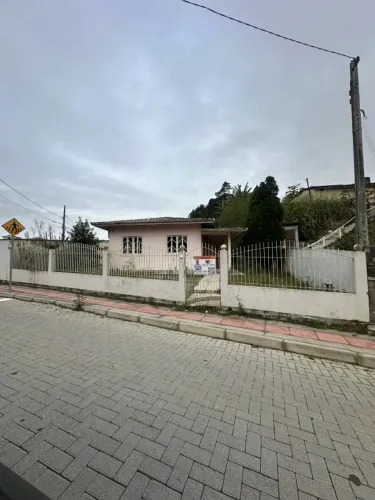 Casa para Venda em Paulo Lopes, Sorocaba, 3 dormitórios, 1 banheiro, 2 vagas