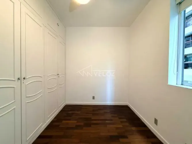 Apartamento : / Residencial / Lagoa