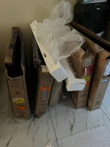 TVs para retirada de peças