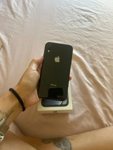 Celular XR 64 Gb ( em ótimo estado). OPORTUNIDADE 