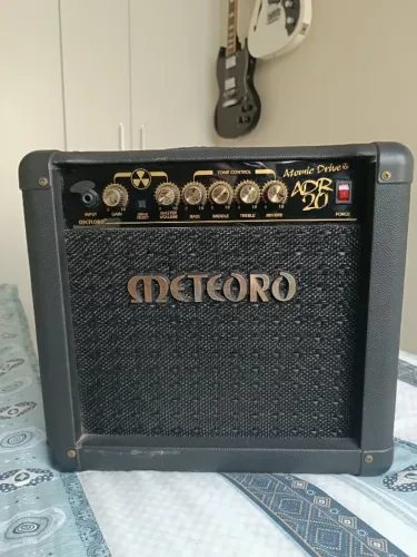 Amplificador Meteoro ADR20 Atomic Drive