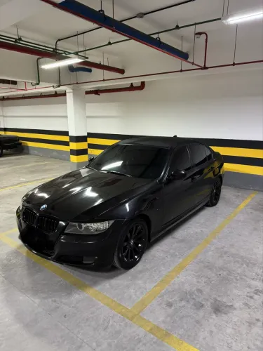 BMW 320I A 2011