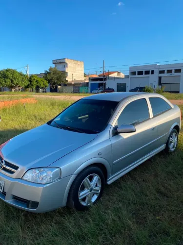 Chevrolet Astra 2.0/ CD/ Sunny/ GLS 2.0 8V 3P 2003
