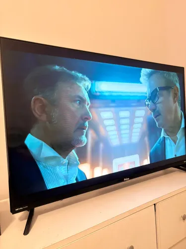 Smart tv PHILCO 43 polegadas 3 meses de uso 