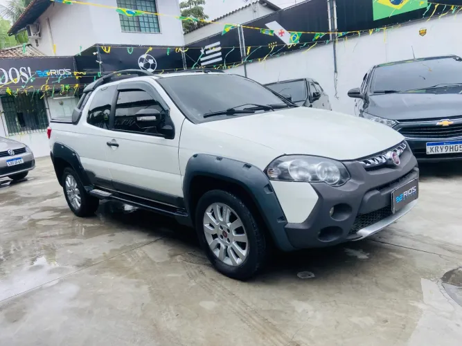 Fiat Strada Adventure1.8/ 1.8 Locker Flex CD 2016
