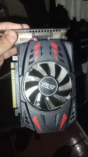 GTX 550 ti 2gb 100%