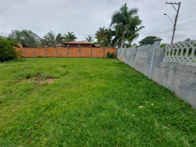 Terreno à venda em Limeira, Bairro dos Pires, Condomínio Estância Flamboyant