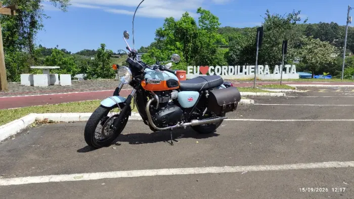 BONEVILLE T100 COR BRANCA COM LARANJA