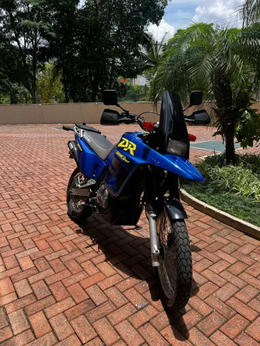DR 800 S