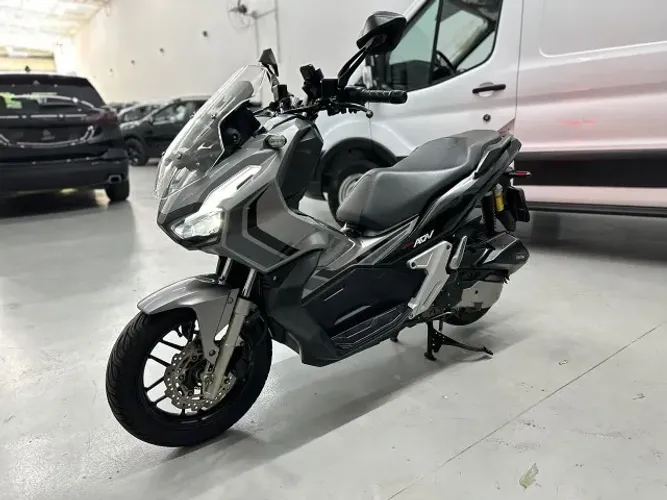 Honda ADV 150 2023 27.000KM