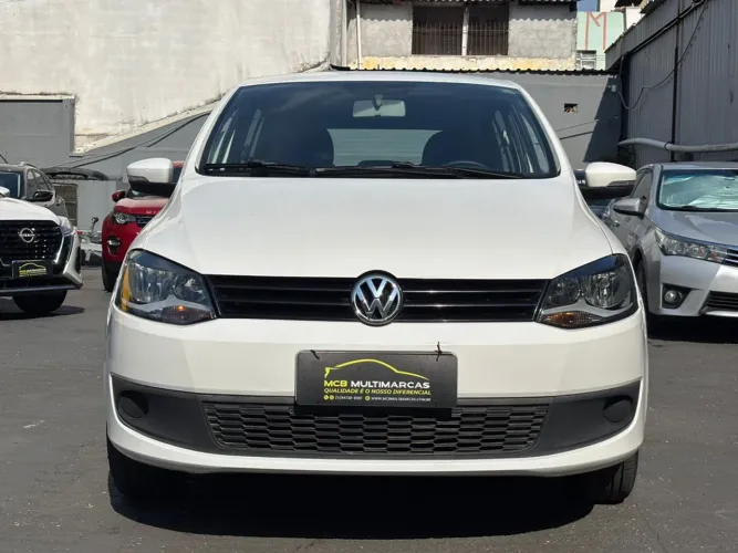 Volkswagen Fox 1.0 MI Total Flex 8V 5P 2014
