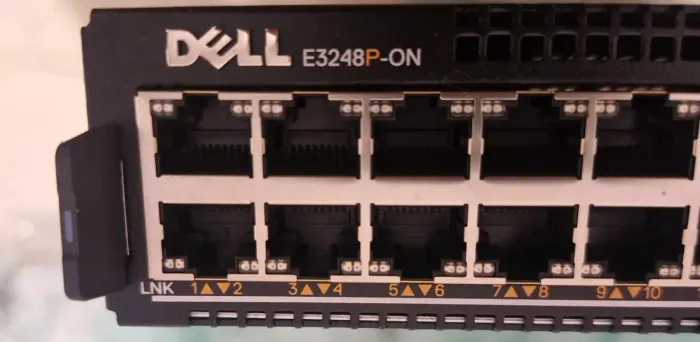 Switch Dell E3248p-on - 48 Portas Gigabit Poe Gerenciável