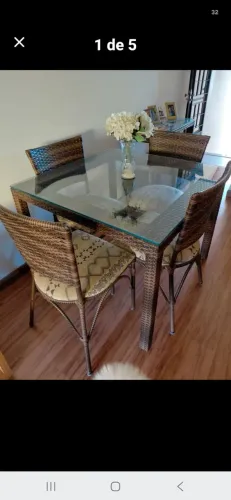 MESA DE JUNCO COM 4 CADEIRAS