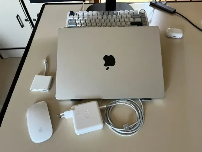 Macbook Pro M1 Pro 16gb RAM 512gb SSD