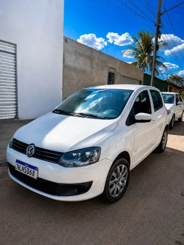Volkswagen Fox 1.0 MI Total Flex 8V 5P 2011