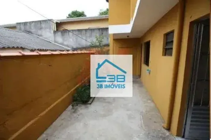 Sobrado com 2 dormitórios para alugar por R$ 2.000,00/mês - Jardim das Flores - Osasco/SP