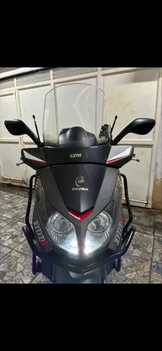Citycom 300i impecável muito nova 