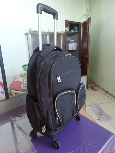 Mochila Bagaggio 1 mês de uso.