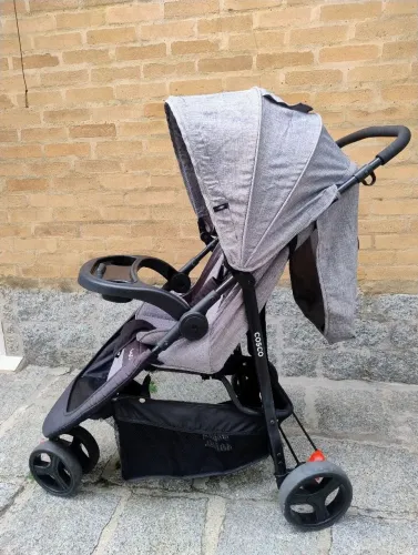 Carrinho de bebê Cosco novíssimo