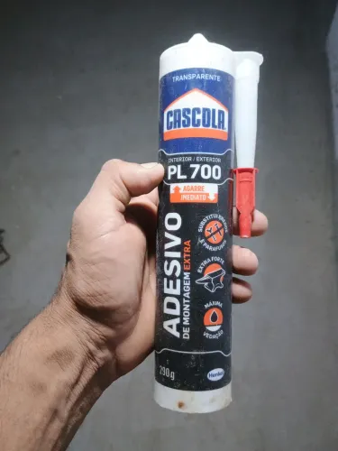 Adesivo de montagem Extra 290 g
