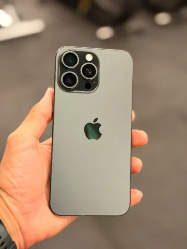 iPhone 15 ProMax 512 GB Seminovo.  